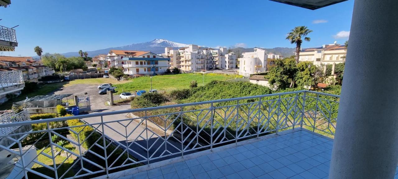 Recanati Seaside Apartment Джардини-Наксос Экстерьер фото